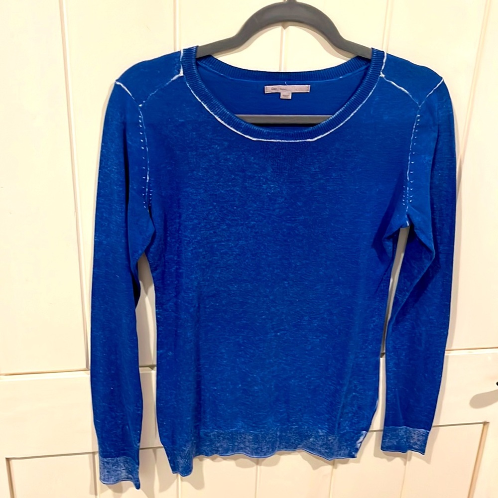 Fall/winter Blue cozy fitted sweater